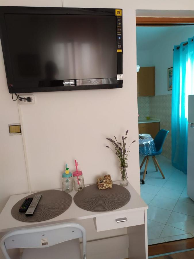 Cozy Apartments Danica Novalja - Ground Floor Екстер'єр фото