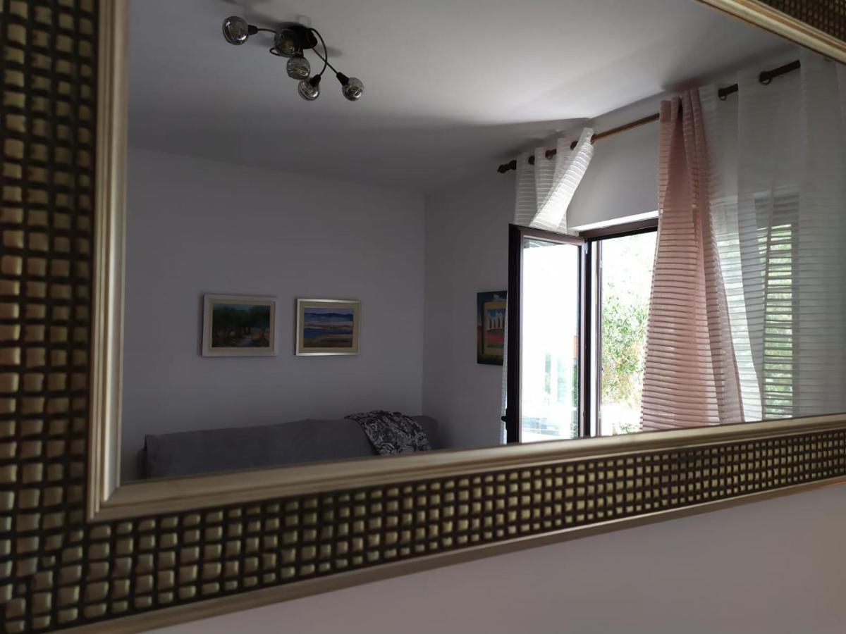 Cozy Apartments Danica Novalja - Ground Floor Екстер'єр фото