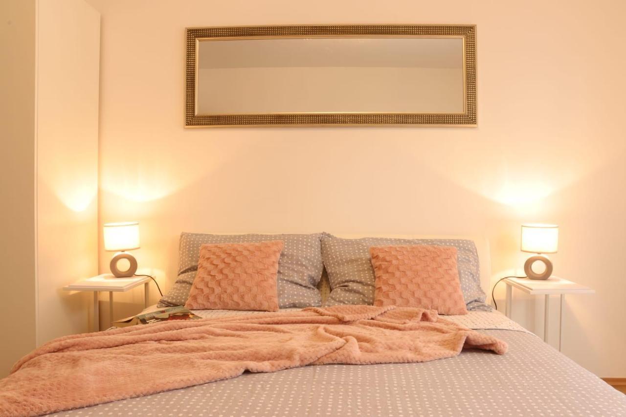 Cozy Apartments Danica Novalja - Ground Floor Екстер'єр фото