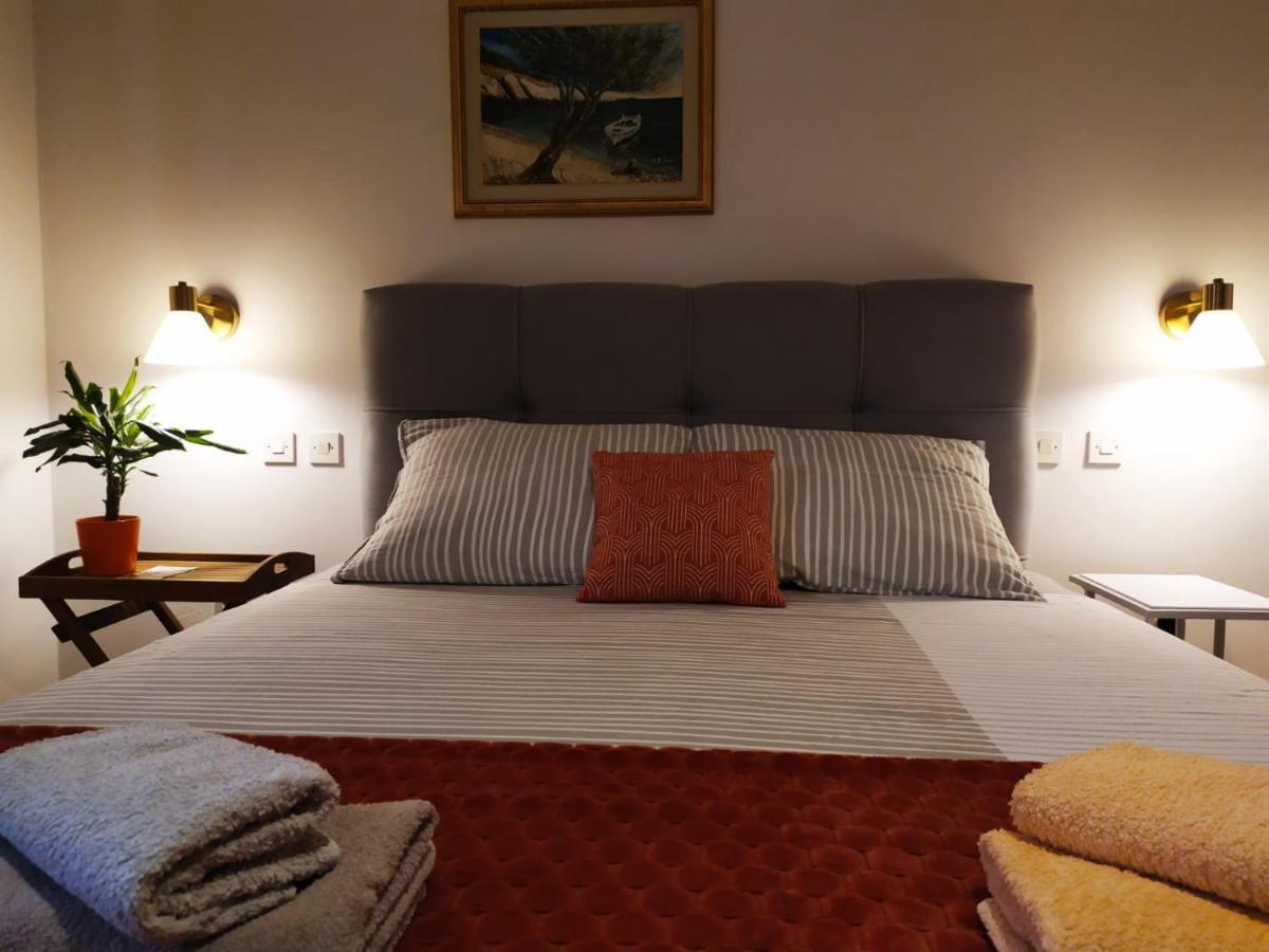 Cozy Apartments Danica Novalja - Ground Floor Екстер'єр фото