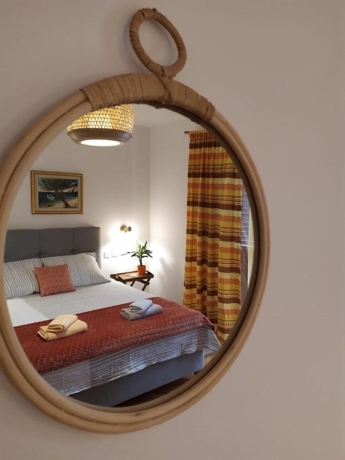 Cozy Apartments Danica Novalja - Ground Floor Екстер'єр фото